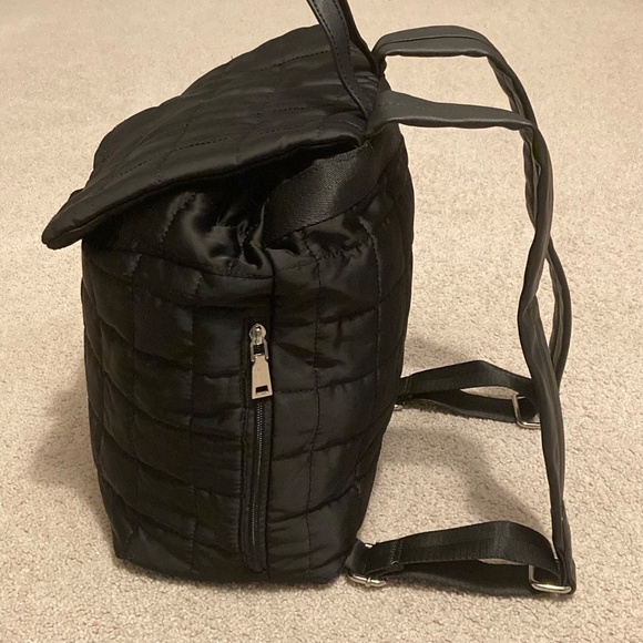 Wear Moi DIV103 Black Quilted Backpack - Picture 4 of 10